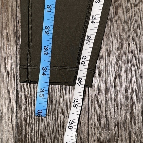 Lululemon Speed Up Tight Full-On Luxtreme - Picture 9 of 9